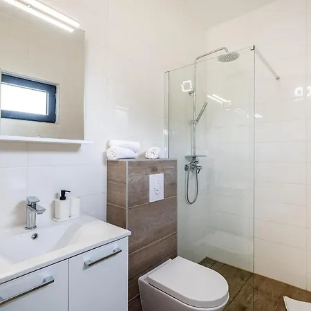 Monspinosso Aria 2 Holiday home Porec